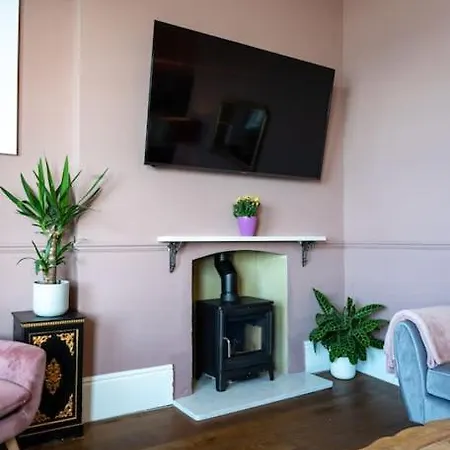 Stylish Beachfront Apartment, Sweeping Ocean Views And Luxury Touches Herne Bay Exterior photo