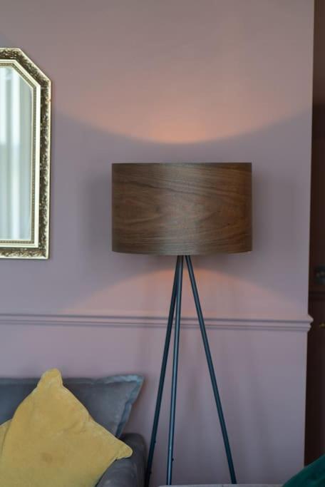Stylish Beachfront Apartment, Sweeping Ocean Views And Luxury Touches Herne Bay